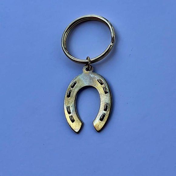Vintage Gold/copper-tone Horseshoe Keychain - Picture 5 of 5